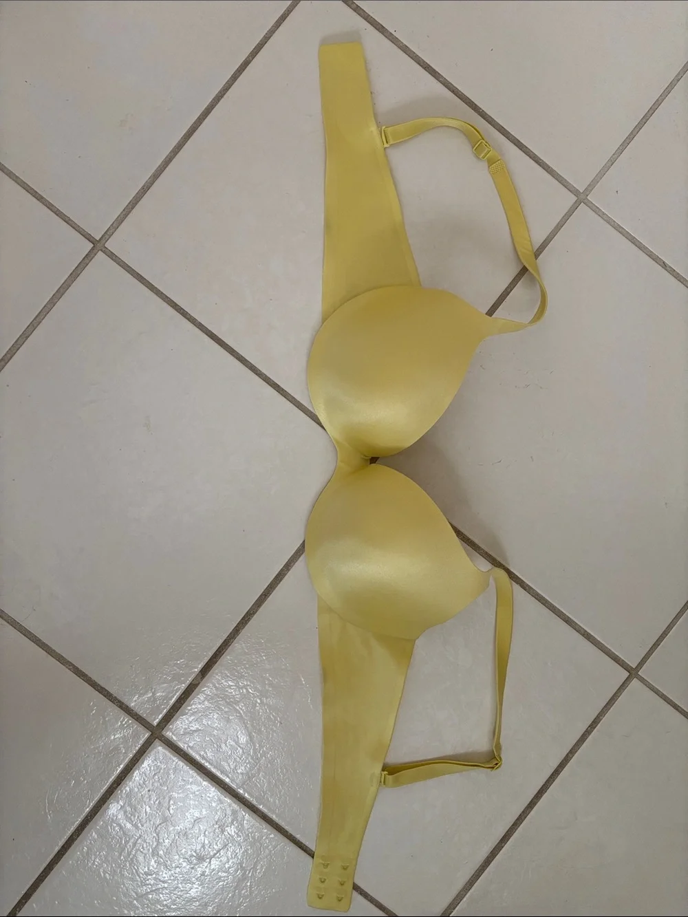 Ambrielle Light Yellow Smooth Moulded T-Shirt Bra